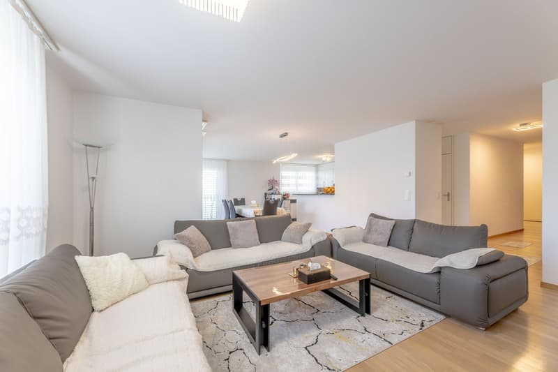 4.5-Zimmer-Gartenwohnung in Bülach (4)