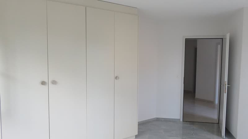 Moderne, lichtdurchflutete Wohlfühloase mit Garten & Cheminée an begehrter Lage in Winterthur (13)