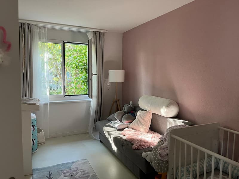 Moderne, lichtdurchflutete Wohlfühloase mit Garten & Cheminée an begehrter Lage in Winterthur (35)