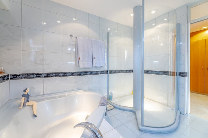 4.5-Zimmer-Maisonette-Wohnung mit Sondernutzungsrecht am Garten (12)