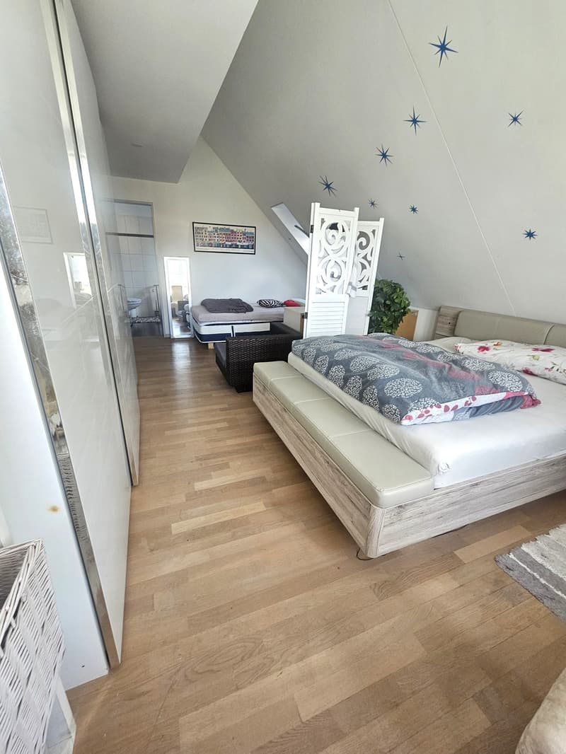 3.5-Zimmer-Dachwohnung – Modern, Hell und Familienfreundlich (6)