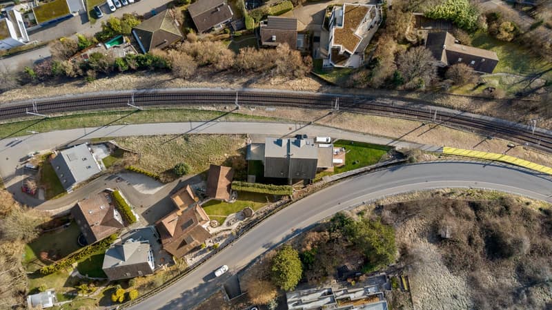Doppelhaushälfte mit viel Platz, Weitsicht und hervorragender Anbindung (21)