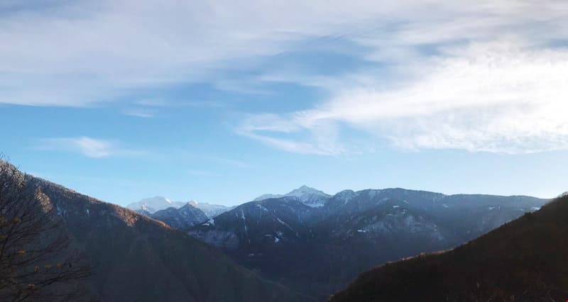Mountain view, trees, blue sky, mountains