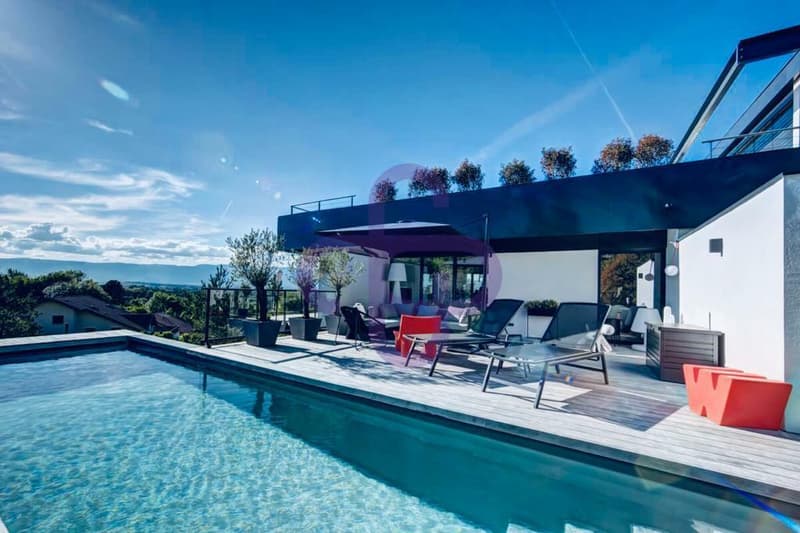 Ravissante maison contemporaine avec vue panoramique sur Genève (2)