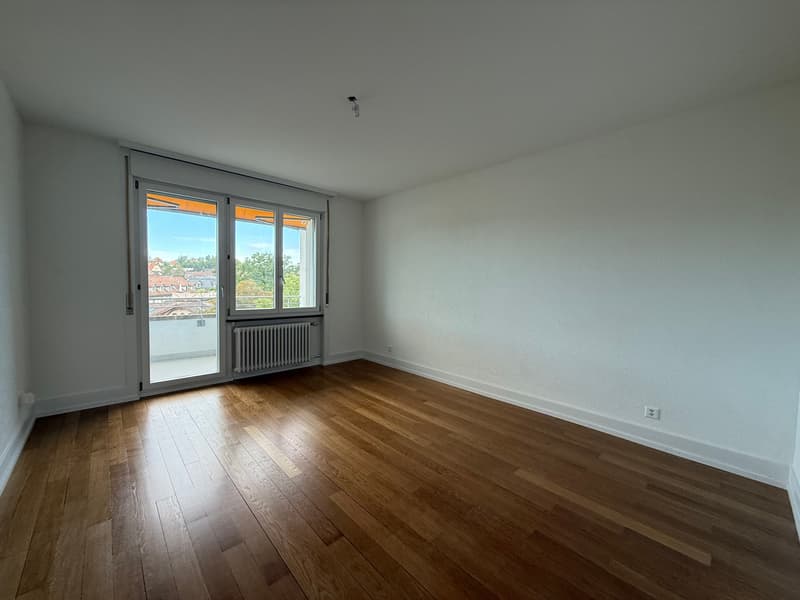 Zentrale und frisch sanierte 3-Zimmerwohnung in Bern (2)