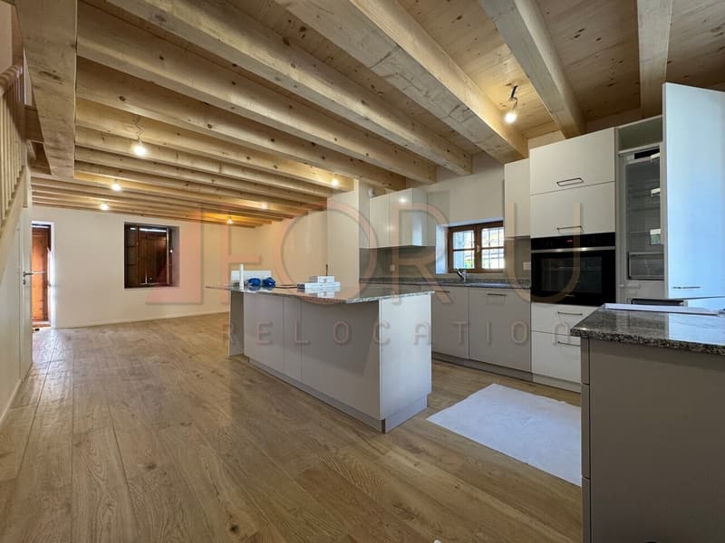 Ancienne ferme transformée en triplex de 5 pièces à Avusy (8)
