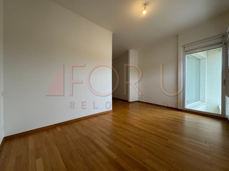 Beau duplex en attique de 7.5 pièces en surélévation aux Pâquis (4)