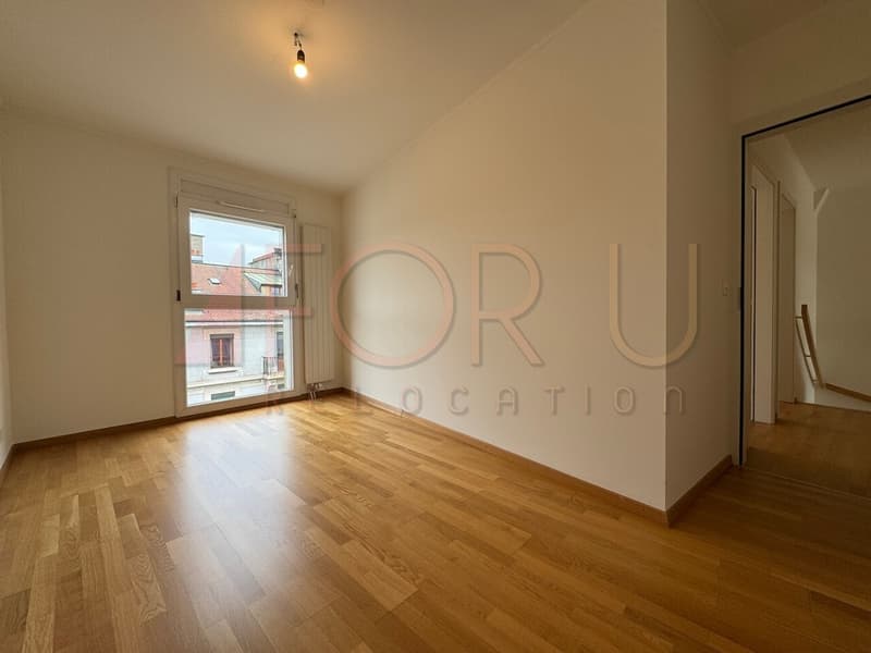 Beau duplex en attique de 7.5 pièces en surélévation aux Pâquis (6)