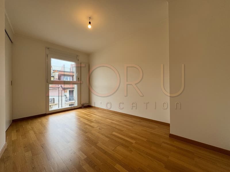 Beau duplex en attique de 7.5 pièces en surélévation aux Pâquis (5)