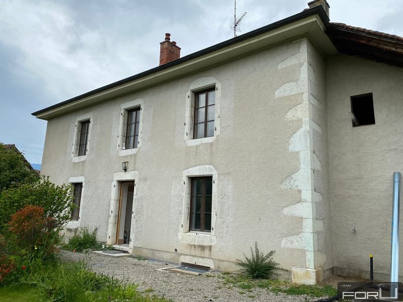 Très bel attique moderne de 5 pièces avec jardin à Avusy (13)