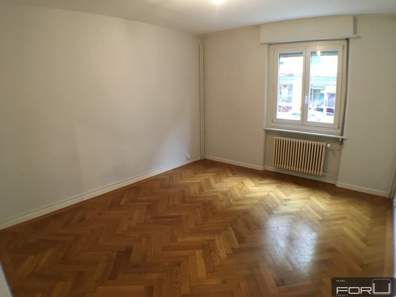 Appartement moderne de 4 pièces aux Pâquis (2)