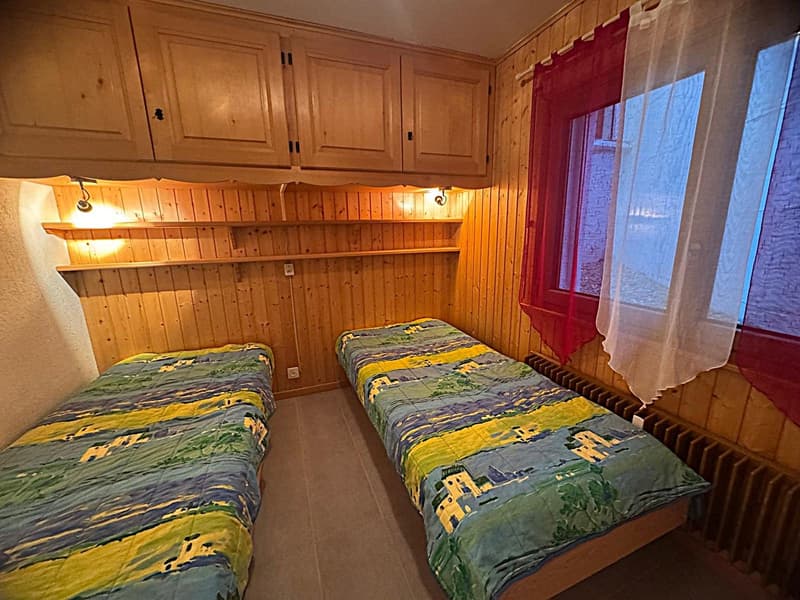 Exclusivité : Charmant 2.5 pièces, grande terrasse plein sud, vue splendide (8)