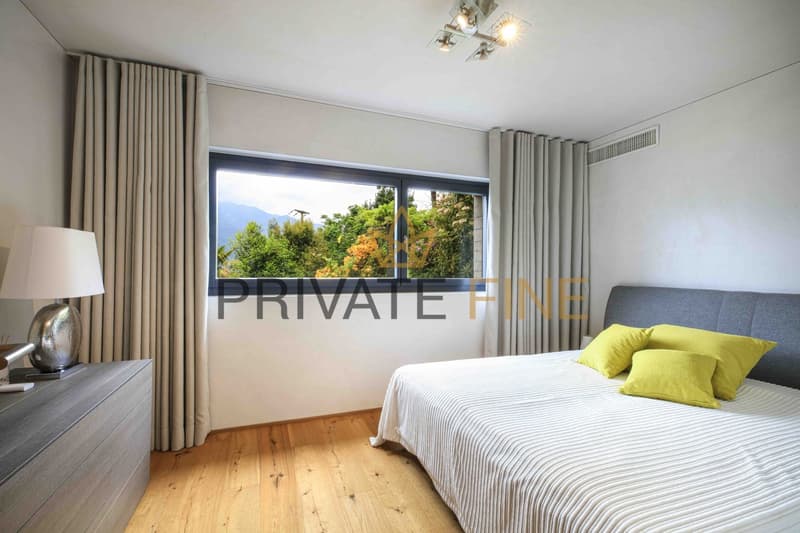 6.5 Zi.-Designer Villa mit Pool und uneingeschränkter Seesicht (30) (8)