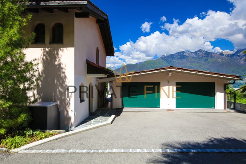 Ferienvilla - Hideaway mit grossem Pool und traumhafter Seesicht (49) (12)