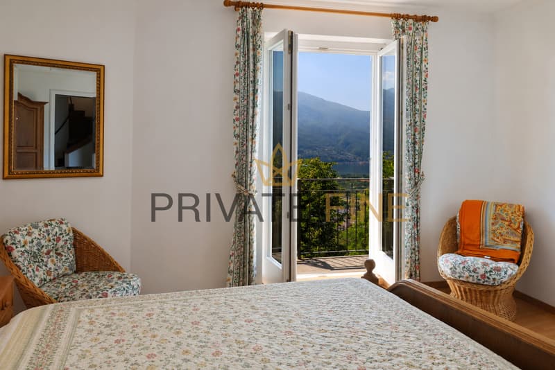 Elegante Villa mit Panoramasicht, Garten und Pool (26) (8)