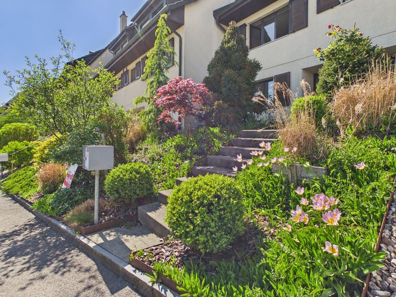 Familienfreundliches Haus mit Garten, Sitzplatz & Doppelcarport (2)