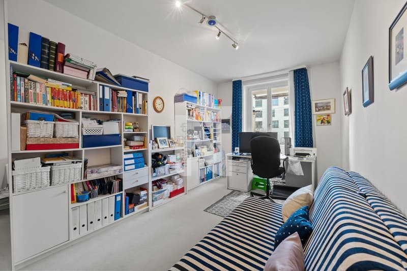 Grosszügiges Wohnen mit Balkon und Gemeinschaftsgarten in Basel (8)