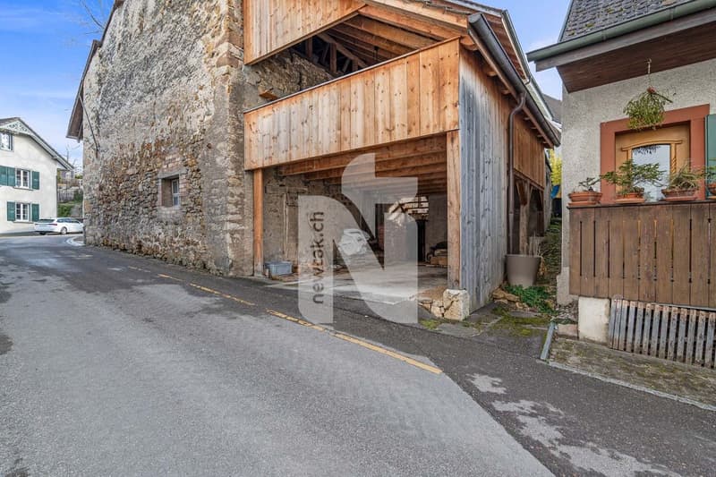 Stilvolles Haus mit Ökonomiegebäude, Atelier, Garten und Carport (13)