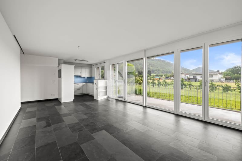 Familienfreundliche Maisonettewohnung mit grossem Balkon und wunderschöner Weitsicht (2)