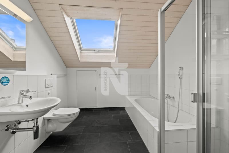 Familienfreundliche Maisonettewohnung mit grossem Balkon und wunderschöner Weitsicht (6)