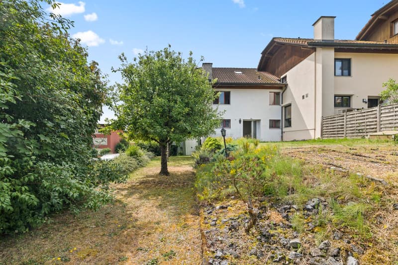 Familienfreundliches Reiheneckhaus mit zwei Gartenbereichen und schöner Weitsicht (2)