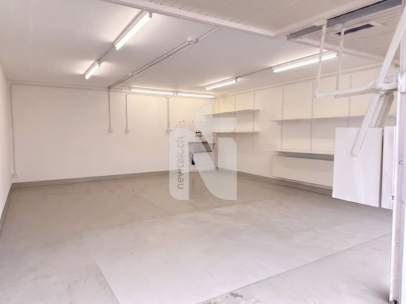 Vielseitige Werkstatt-/Gewerbefläche oder Atelier mit direkter Zufahrt (3)