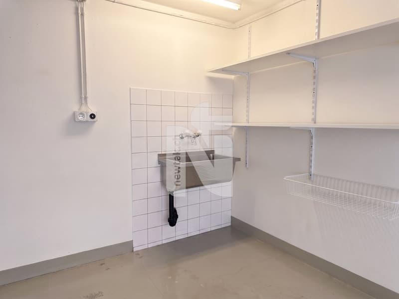 Vielseitige Werkstatt-/Gewerbefläche oder Atelier mit direkter Zufahrt (4)