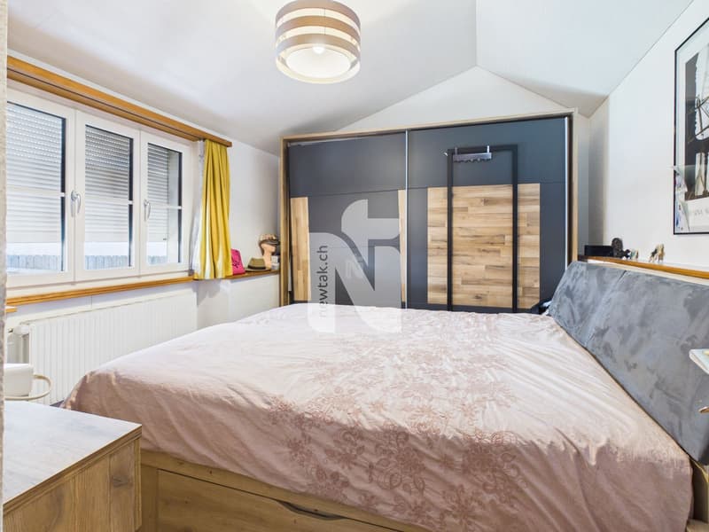 Dorf Idylle, Zentral, viel Potenzial und mit 2.5 Zimmer Einliegerwohnung (Generationenhaus) (7)