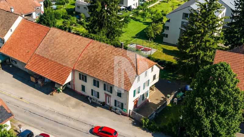 Zentral gelegenes Mehrgenerationenhaus mit Garten, Terrasse und Ausbaupotenzial (2)
