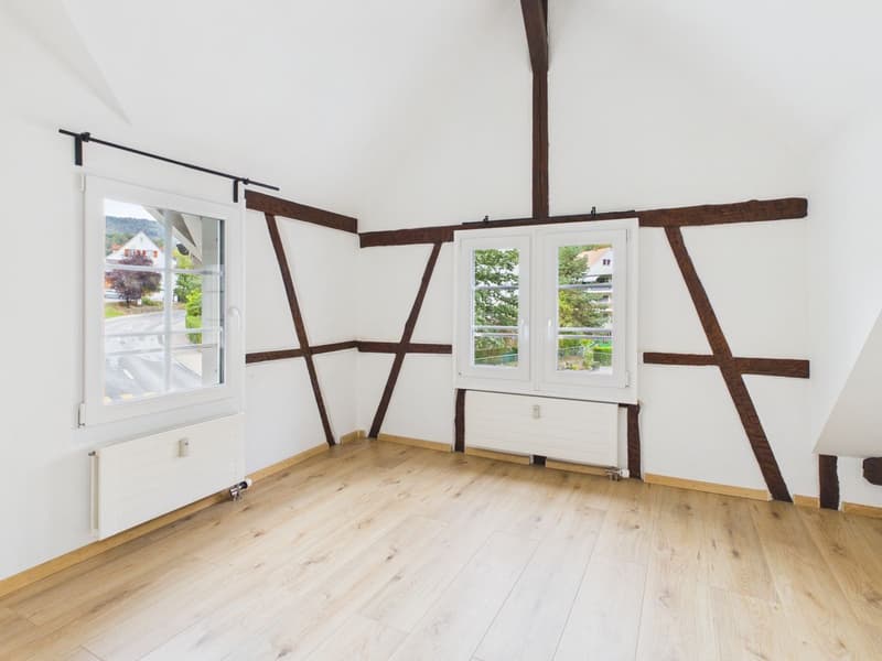 Charmante Maisonettewohnung mit neuer Küche, eigener Waschmaschine und viel Platz (1)