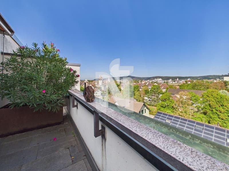 Attikawohnung über den Dächern von Rheinfelden mit Riesieger Terrasse Weitblick, Lift und Tiefgaragenplatz (6)
