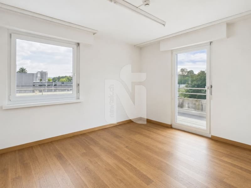 Attikawohnung über den Dächern von Rheinfelden mit Riesieger Terrasse Weitblick, Lift und Tiefgaragenplatz (9)