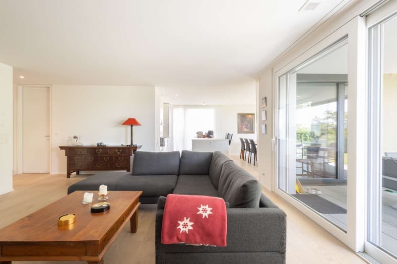 Helle 3.5-Zimmer-Wohnung mit Balkon und Garage in Kloten (5)
