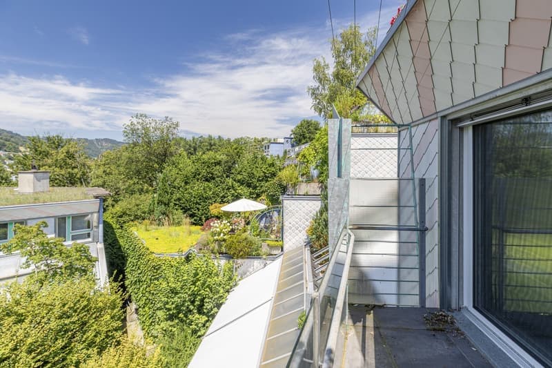 Helle 4.5-Zimmer-Wohnung mit Balkon in Adliswil – sofort verfügbar! (3)