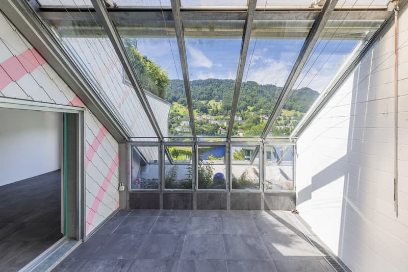 Helle 4.5-Zimmer-Wohnung mit Balkon in Adliswil – sofort verfügbar! (2)