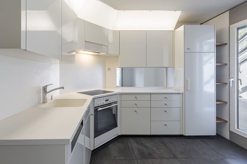 Helle 4.5-Zimmer-Wohnung mit Balkon in Adliswil – sofort verfügbar! (6)