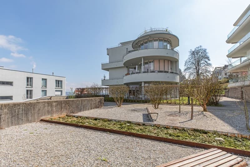 Helle 4.5-Zimmer-Wohnung mit Balkon und Garage in Wädenswil – sofort verfügbar (9)