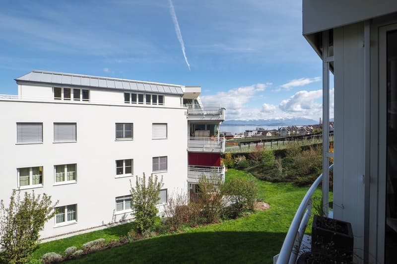 Helle 3.5-Zimmer-Wohnung mit Balkon und Seeblick in Wädenswil (6)