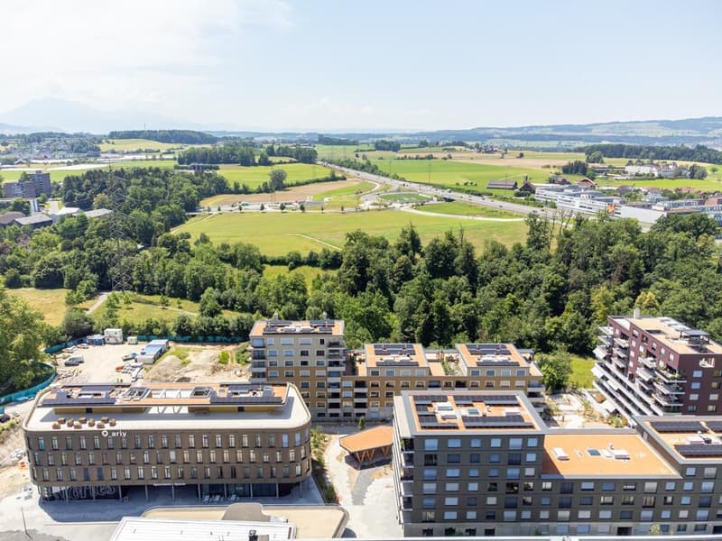 Fantastische Eckwohnung mit riesigem Balkon im Hochparterre (2)