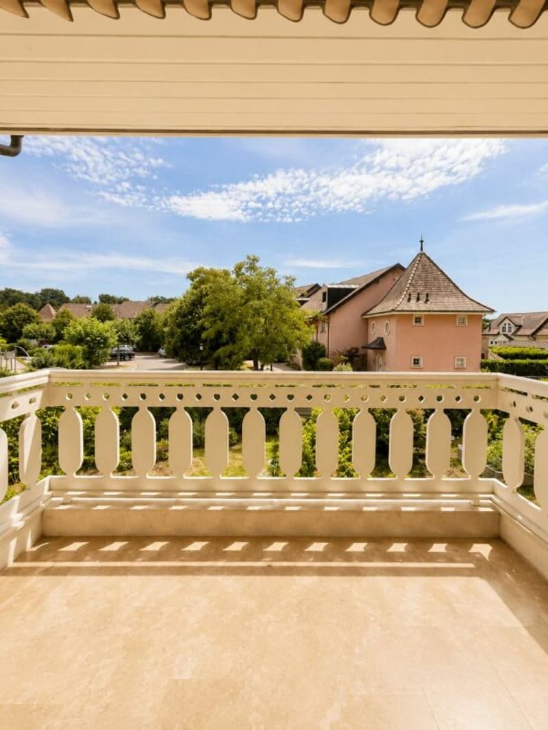 Duplex in a Prime Residential Setting in Gland (1)