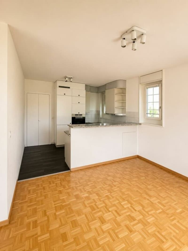 Duplex in a Prime Residential Setting in Gland (4)
