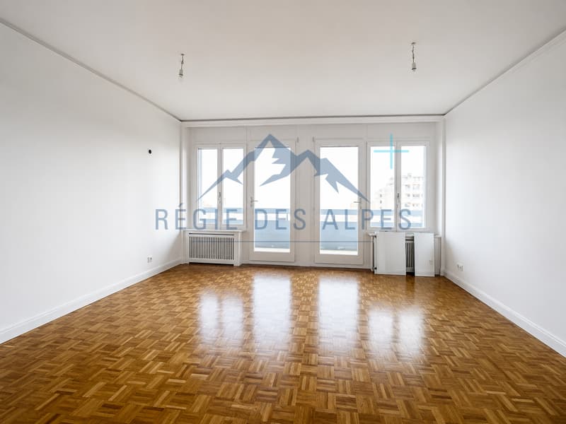 Appartement traversant de standing | 7 pièces avec vue panoramique (5)