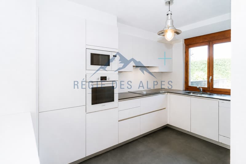 Charmante villa familiale à Chavannes-des-Bois (4)