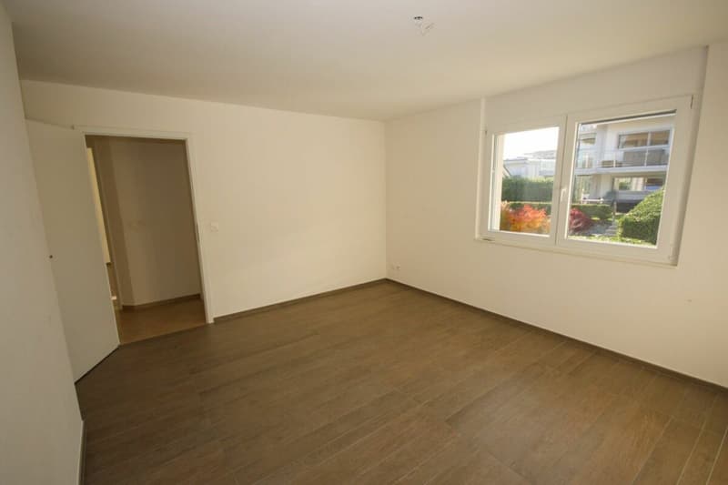 Appartement de standing de 5,5 pièces avec terrasse et vue sur le lac (19)
