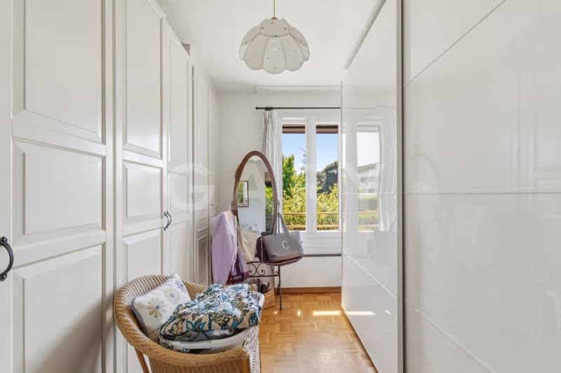 Maison familiale au sein d'une résidence privée (9)