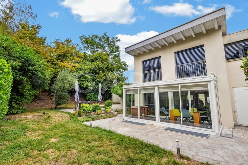 Maison familiale en pignon avec jardin (2)