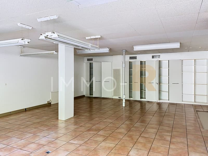 Plein centre de Payerne Local commercial (3)