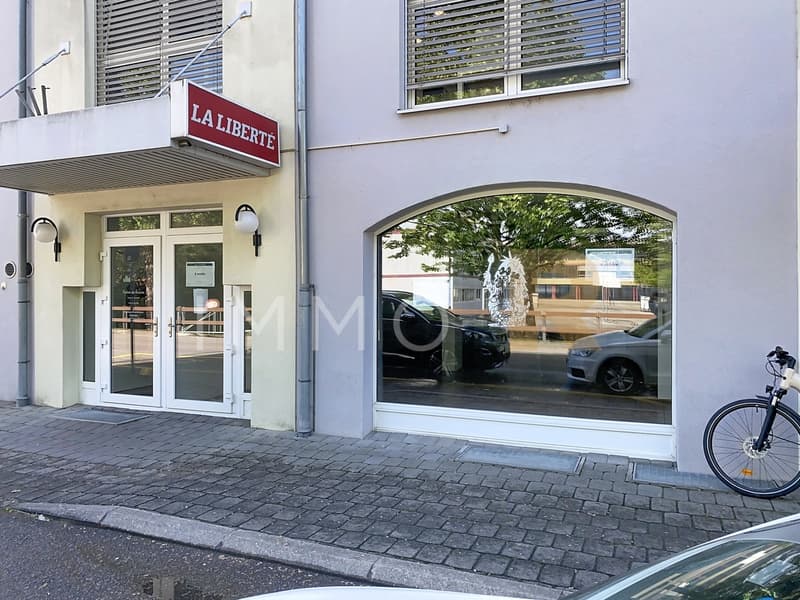 Plein centre de Payerne Local commercial (2)