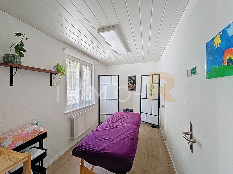 Immeuble mixte au centre de Semsales (4)