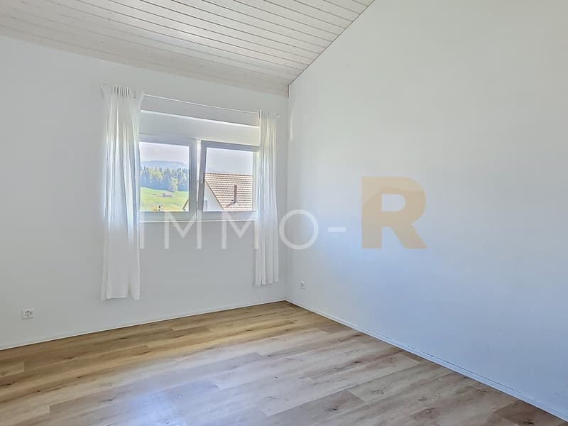 Appartement 3,5 pièces avec jardin et vue dégagée (6)